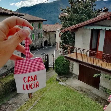 Nyaraló Casa Lucia *